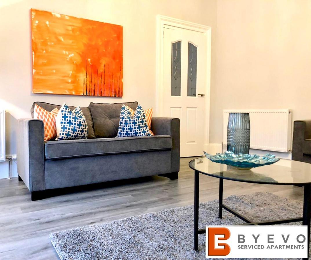 Byevo Almar Villa - Close To City And Airport - Perfect For Contractors Or Large Groups Glasgow Exteriér fotografie